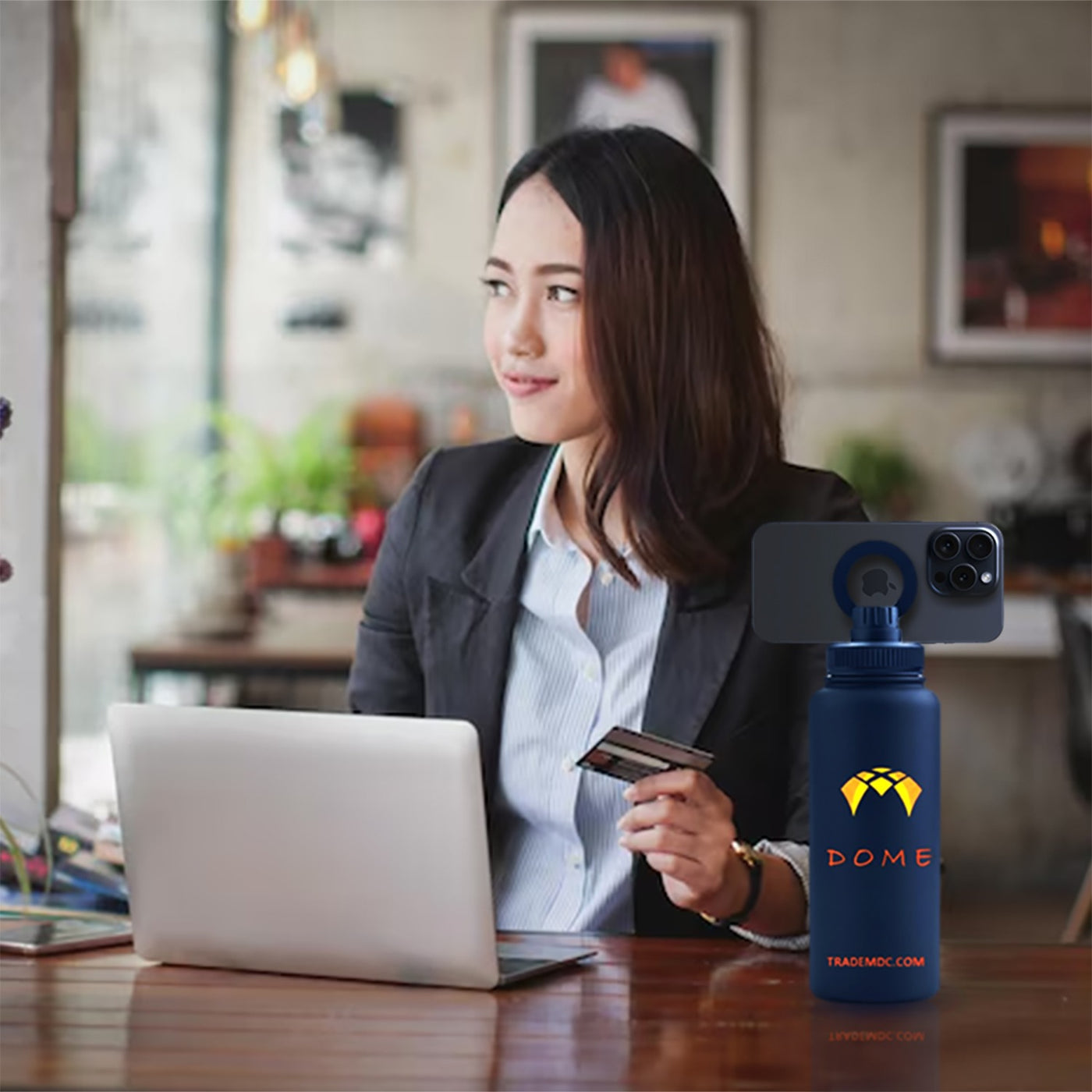 Insulated Water Bottle with Magnetic Phone Holder – Leakproof Stainless Steel Thermos Flask – Hot 12 H/Cold 24 H – Gym, Office & Outdoor Use - 32 oz